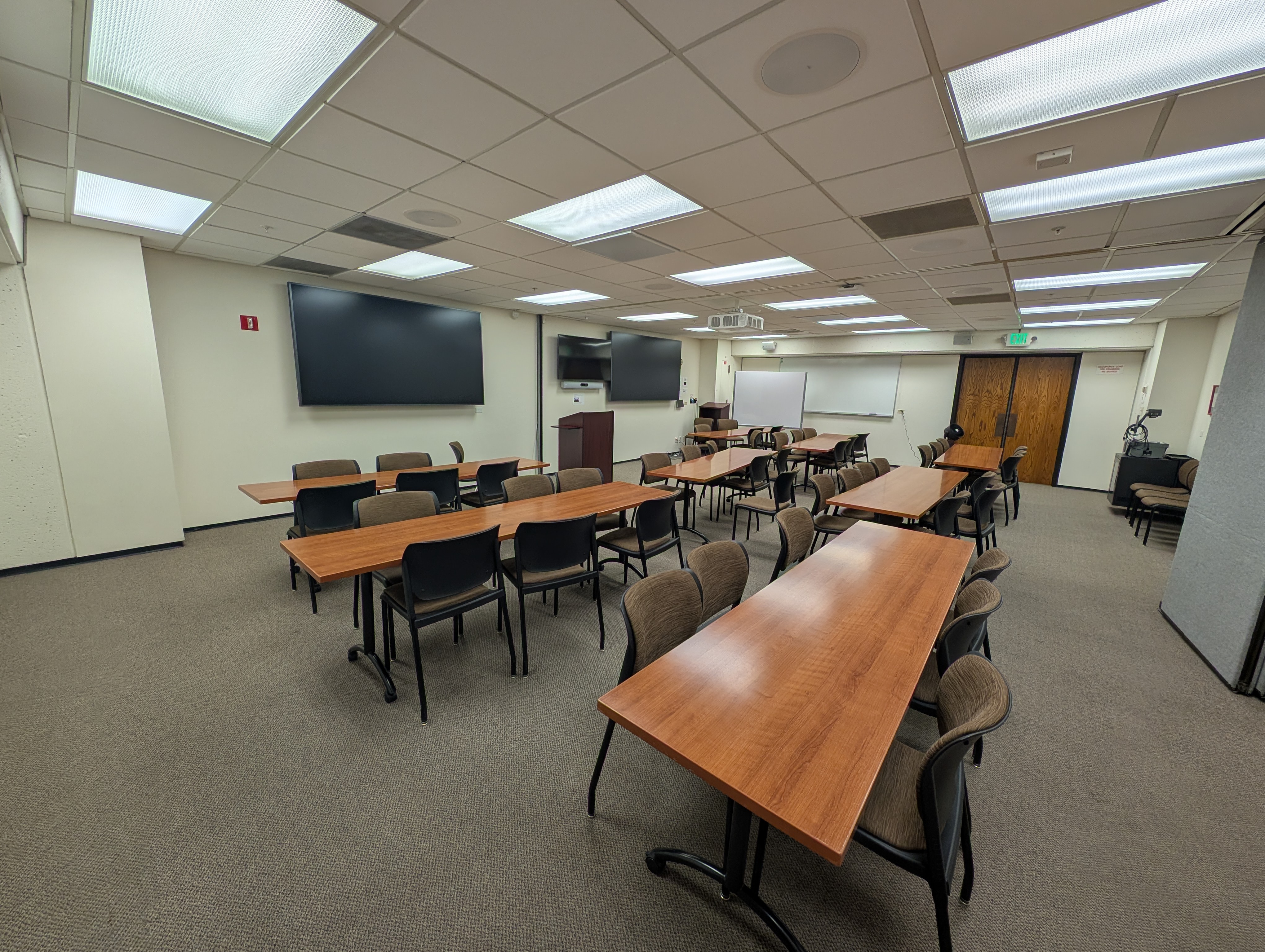 Room Mitchell 350/372